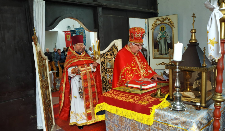 Bohoslužba v pravoslávnej cerkvi 2019 CHRISTOS VOSKRESE